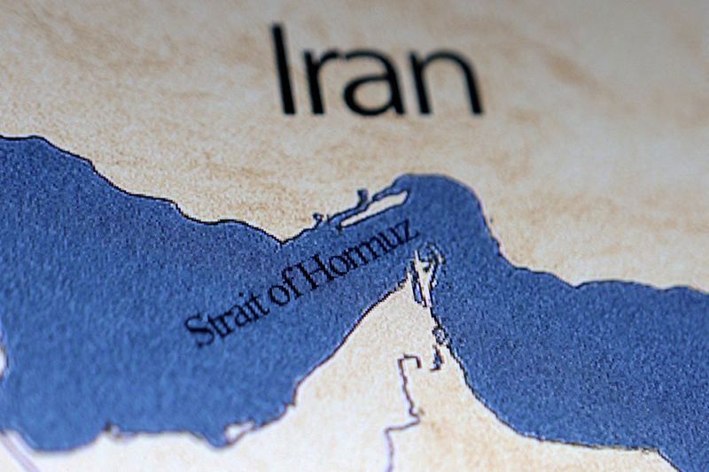 مرحله دوم: گسترش تنش و ورود تنگه هرمز به بحران